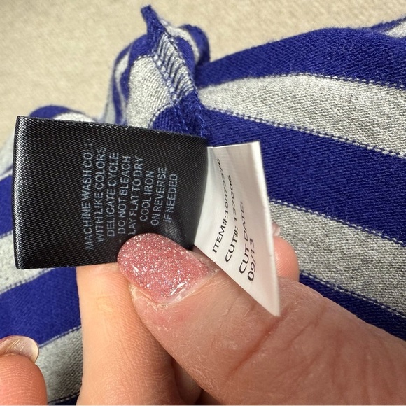 Torrid size 2 blue/gray Striped Open-Front Cardigan - Picture 4 of 7